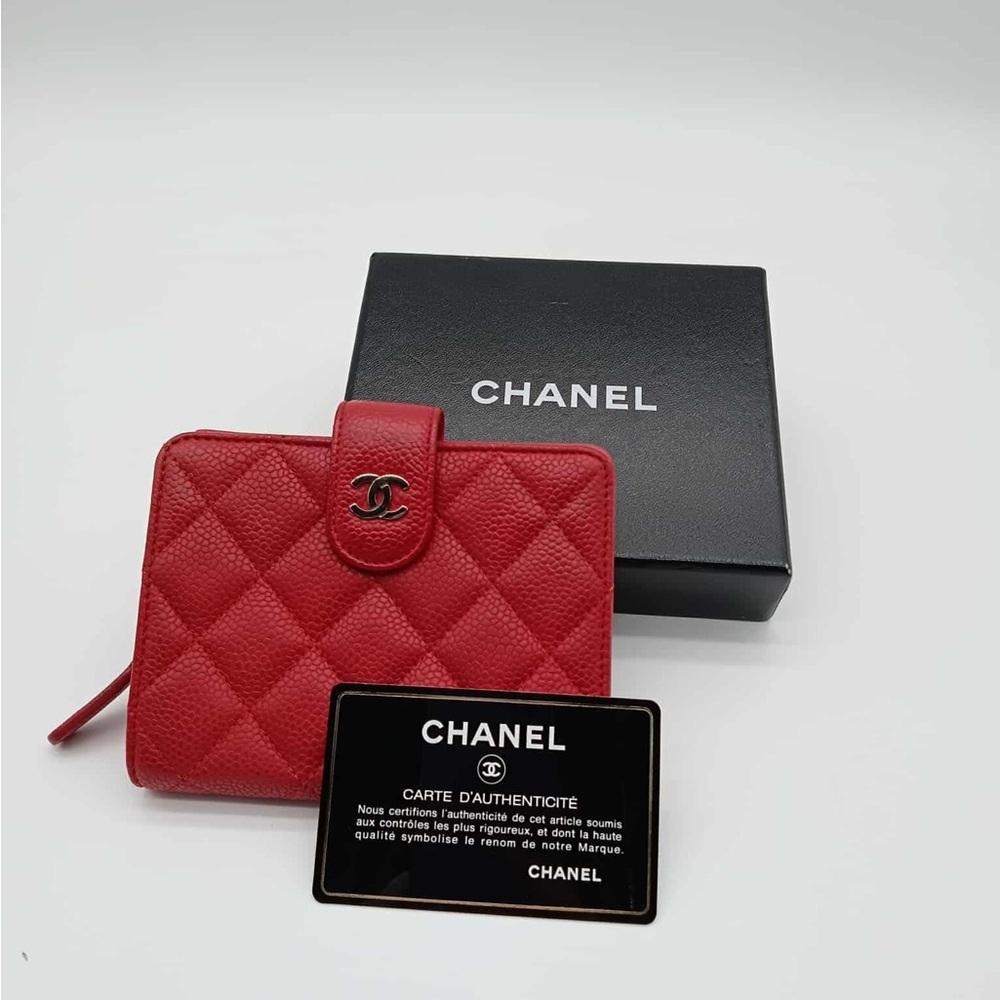CHANEL Red Caviar Quilted Wallet